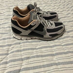 Men’s Nike Zoom Vomero 5